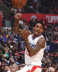  曼城旧将弑旧主，斯特林助攻戴帽击溃老东家  