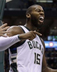  艾顿制霸内线太阳轻取独行侠豪取五连胜