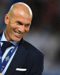  热刺核心伤退陷困境，小将临危救主保留欧战希望  